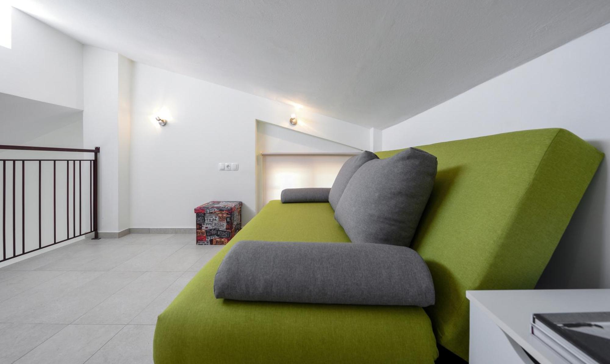 Elpiniki Luxury Rooms Nea Poteidaia Bagian luar foto
